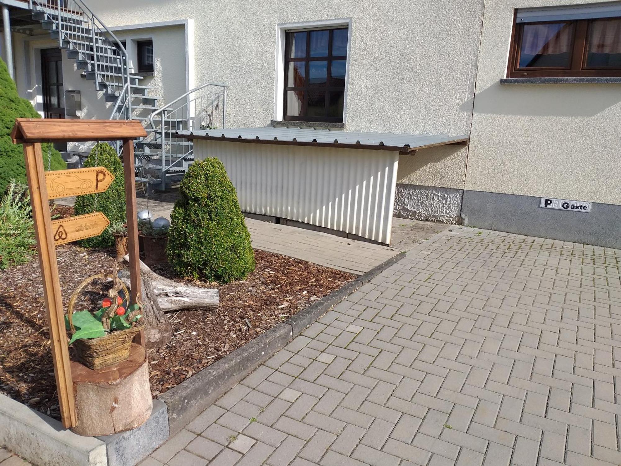 Apartment Zwei Schlafzimmer- Betten In Komforthoehe Baumholder Exterior foto